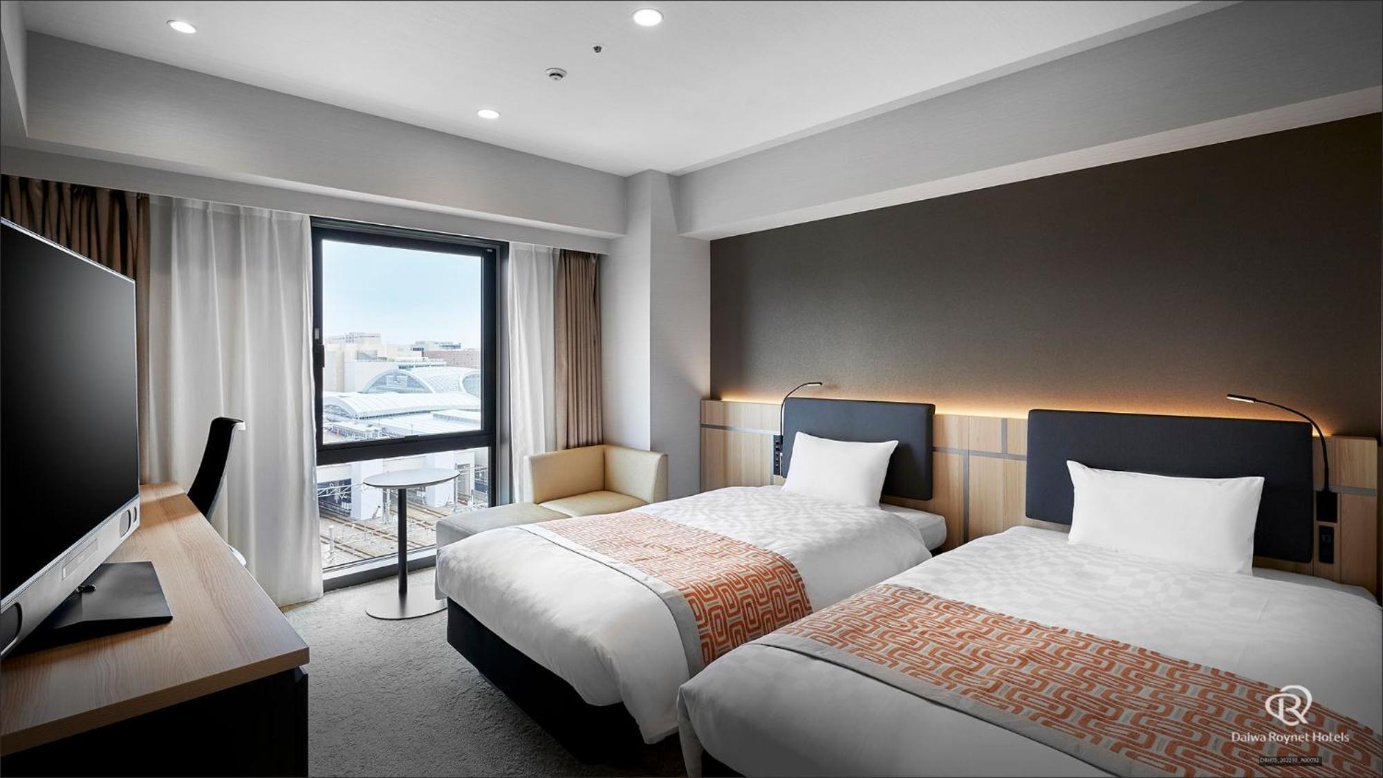 Daiwa Roynet Hotel Kanazawa Eki Nishiguchi Ruang foto